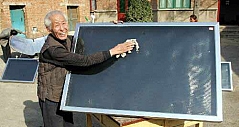 七旬老人发明太阳能空调10多户邻居试用