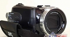 JVC 120G超大硬盘GZ-HD6AC数码摄像机