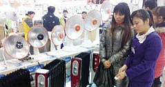 广西：持续寒风吹热小家电市场（附图）