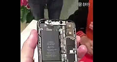 苹果式炫技 iPhone X内部竟有两块电池