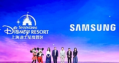 上海迪士尼度假区与三星电子达成推广合作，庆祝三星新品手机发布